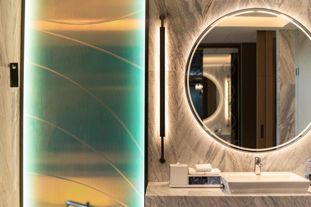 Renaissance Changzhou Wujin Hotel Екстер'єр фото