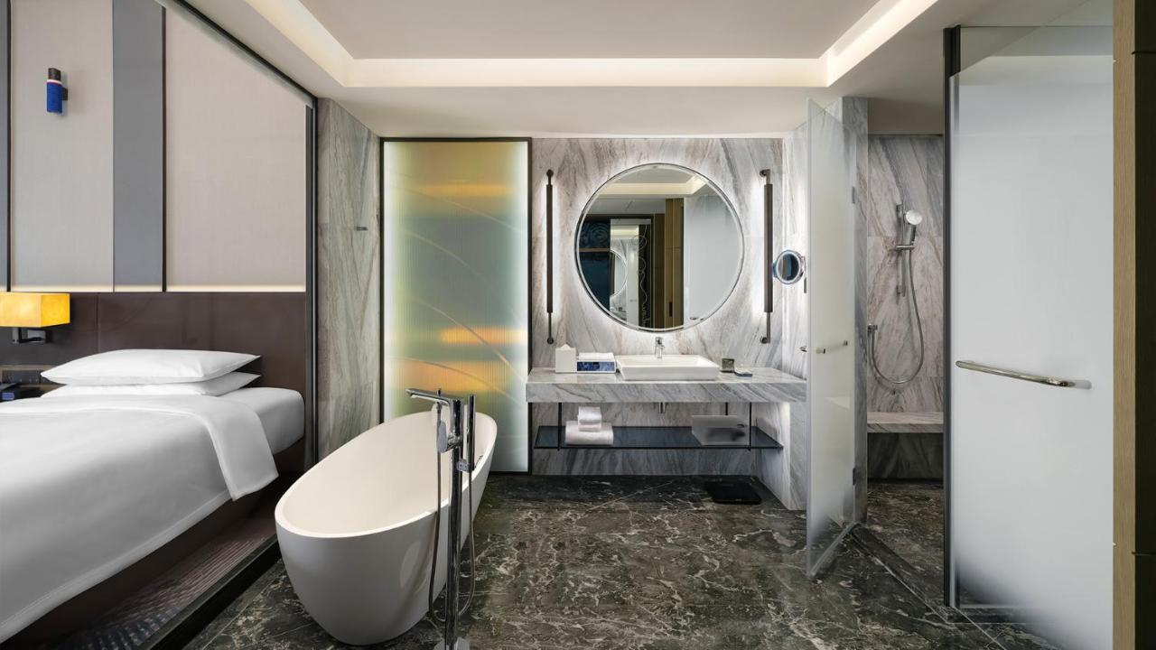 Renaissance Changzhou Wujin Hotel Екстер'єр фото
